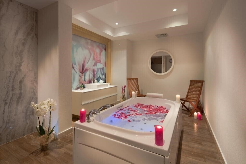 Imaginea Korel Thermal Resort Clinic & Spa 5*