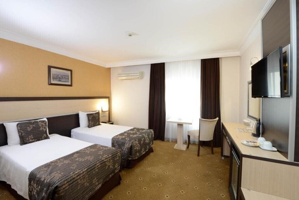Imaginea Hotel Ismira 4*