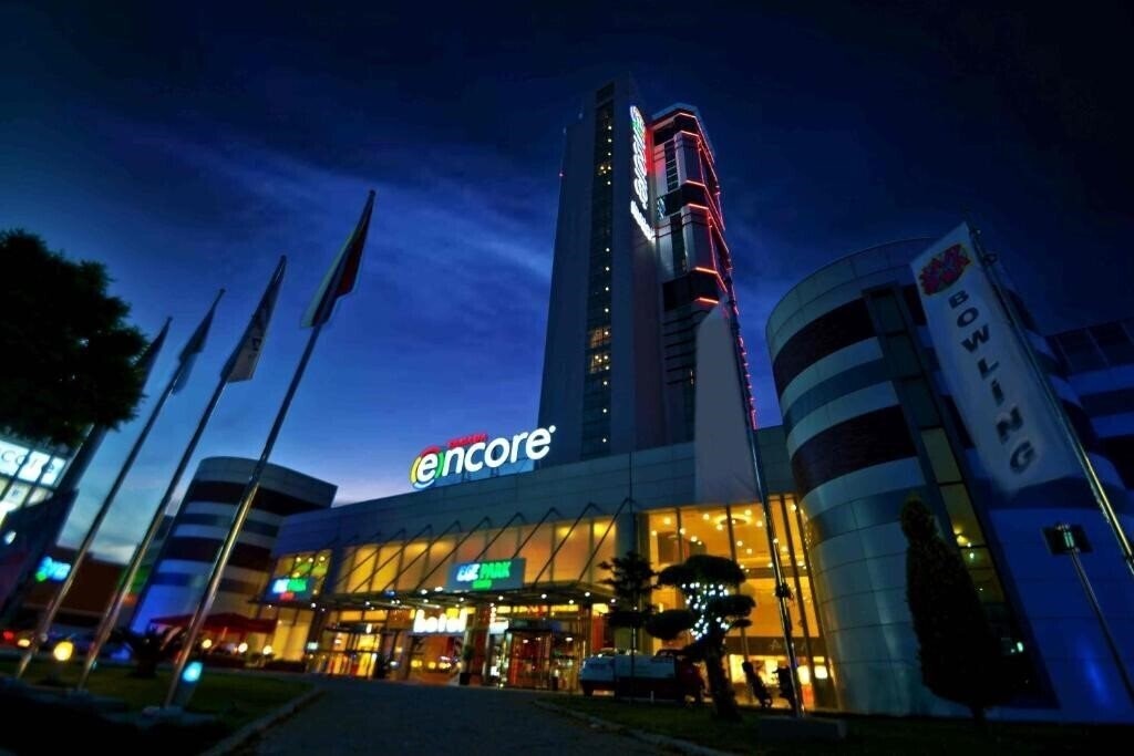 Hotel Ramada Encore By Wyndham Izmir 4*