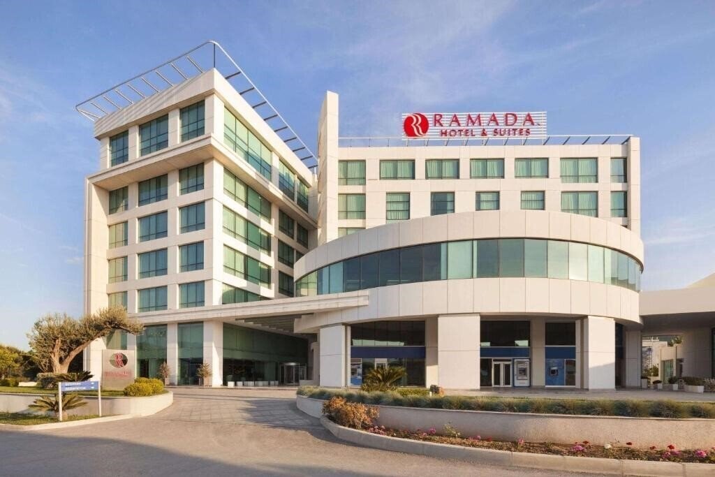 Fotografii Ramada Hotel & Suites Kemalpasa Izmir 4*
