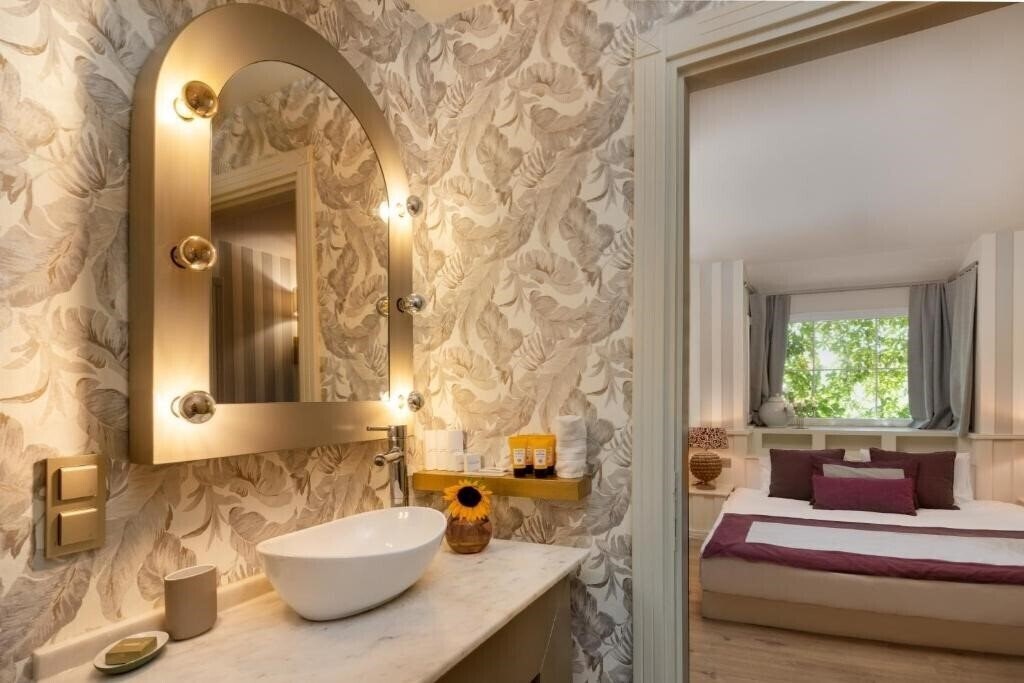 Imaginea La Capria Suite Hotel 3*