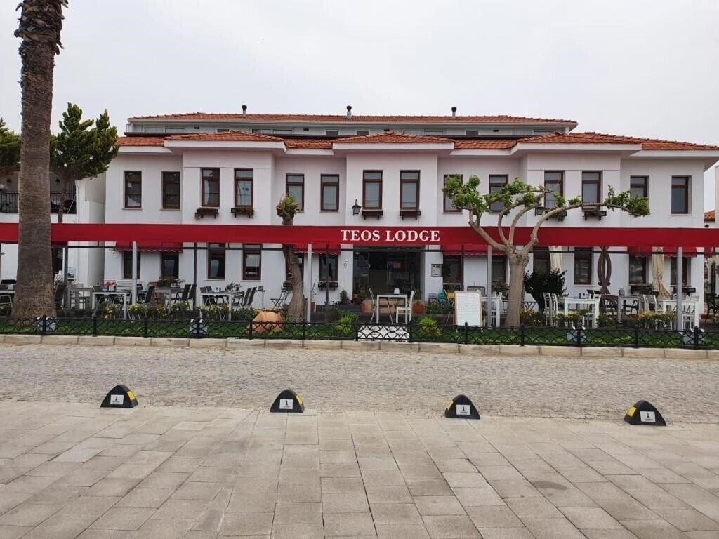 Fotografie Teos Lodge Pansiyon & Restaurant Boutique 3*