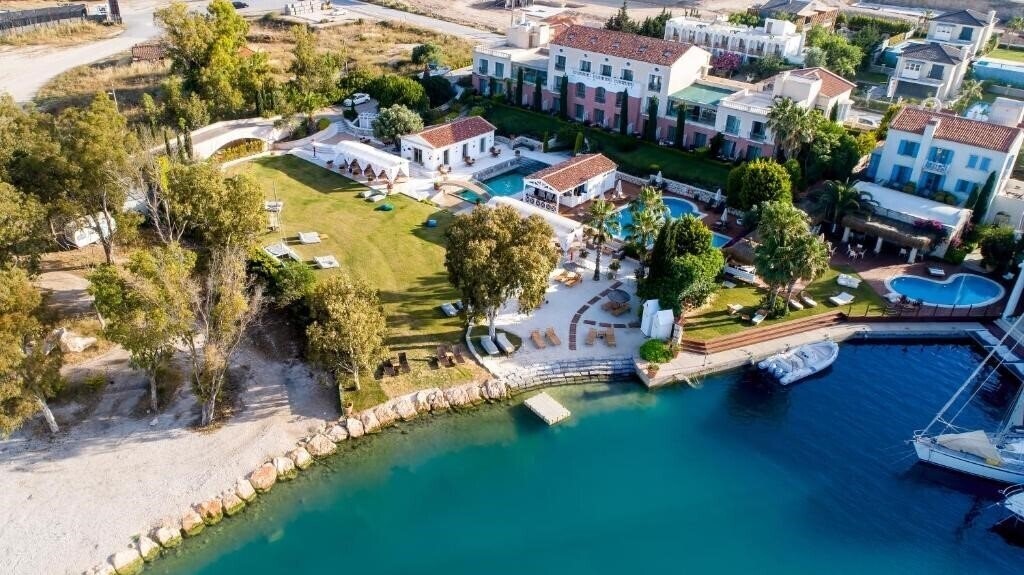Hotel Antmare Hotel 3*
