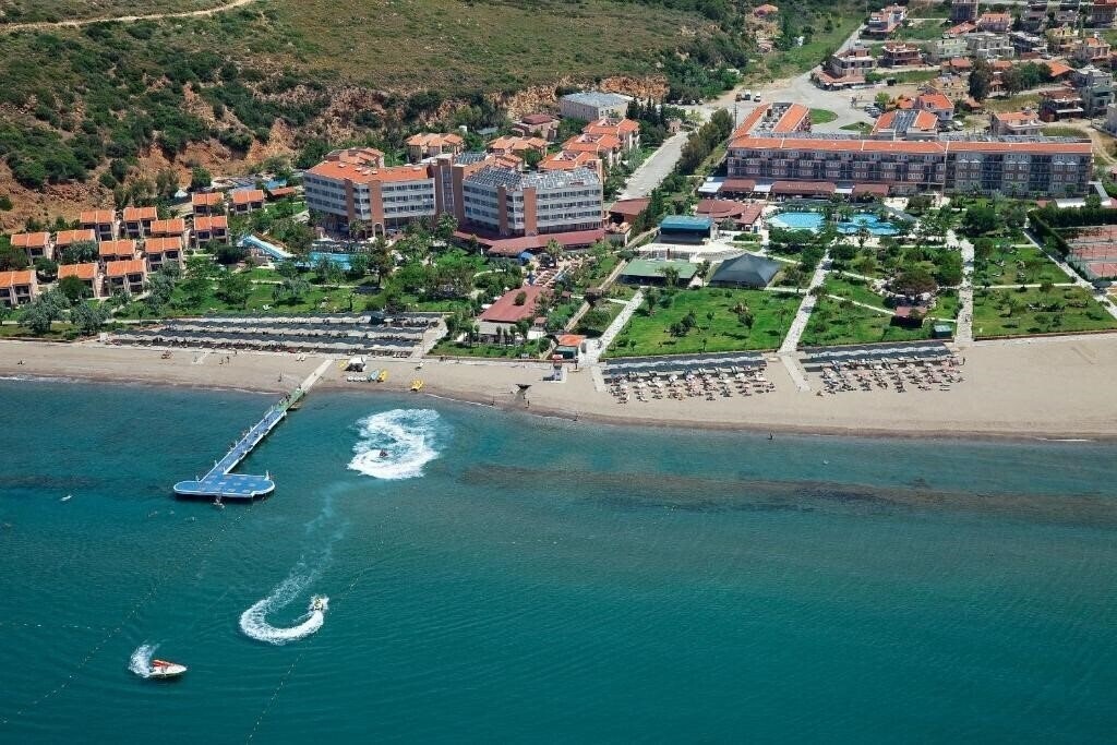Hotel Club Yali Hotels & Resort 5*