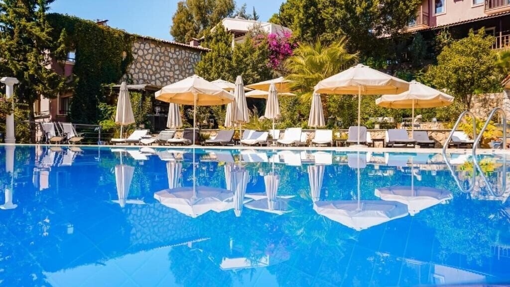 Hotel True Blue Boutique Hotel Kalkan 4*