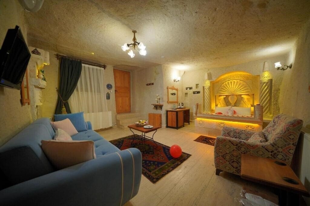 Imaginea Fosil Cave Hotel 4*