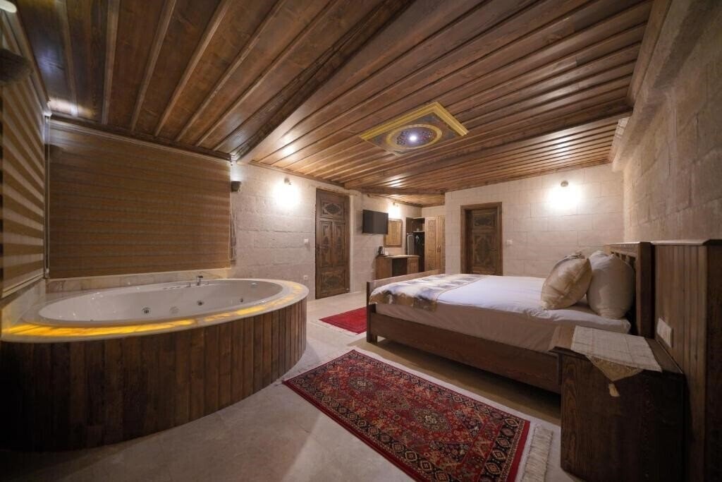 Imaginea Goreme Valley Cave House 2*