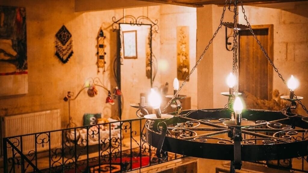 Imaginea Jerveni Cave Hotel 4*