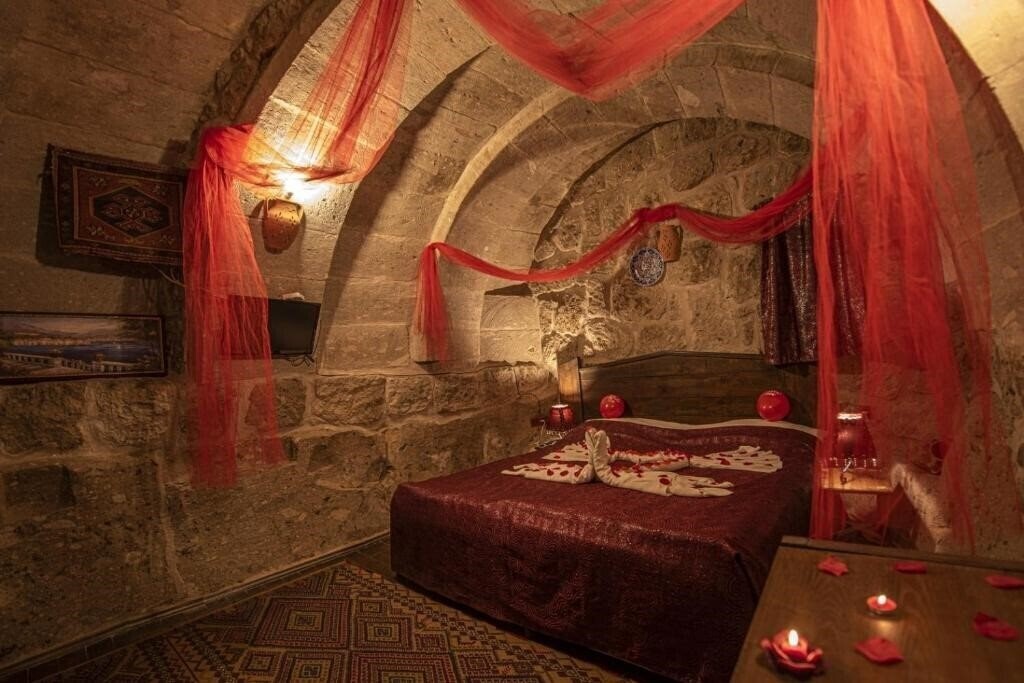 Фотография Kapadokya Ihlara Konaklari (ex. Cappadocia Ihlara Mansions & Caves, Cappadocia Antique Gelveri Cave Hotel) 3*