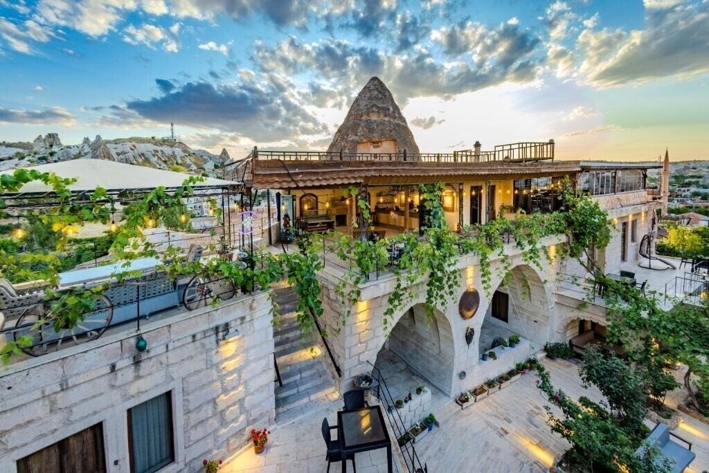 Imaginea Kayatas Hotel 2*