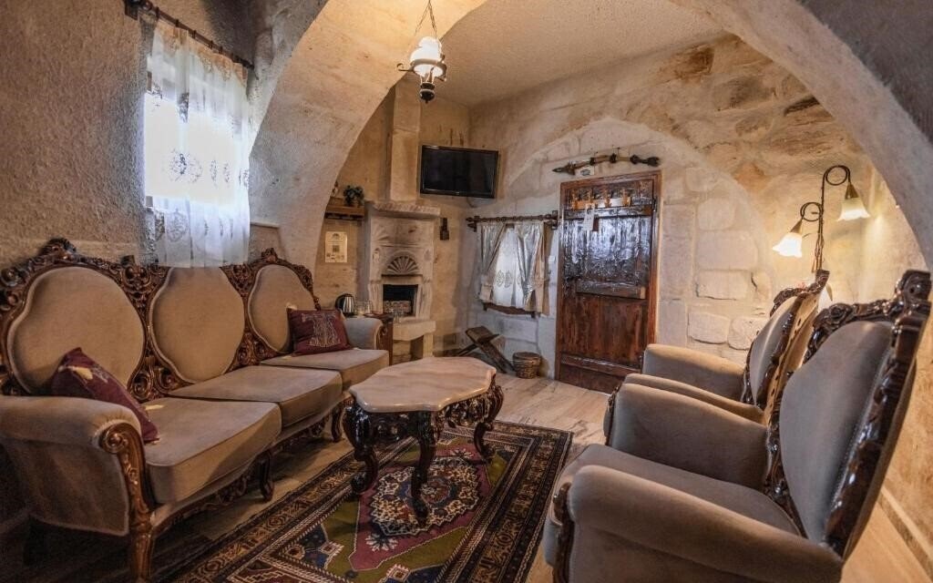 Imaginea Maccan Cave Hotel 4*