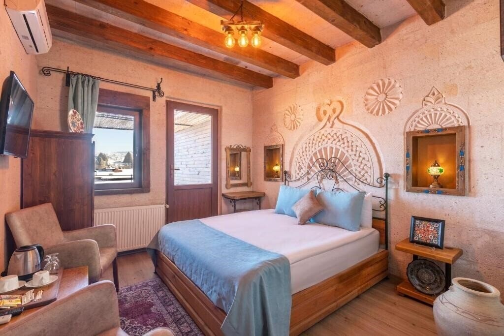 Imaginea Maron Stone House 3*