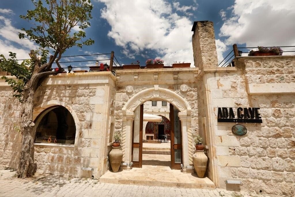 Картинка Ada Cave Suites 4*