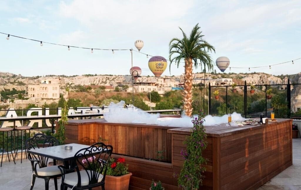 Fotografie Cratus Stone Palace Hotel 4*