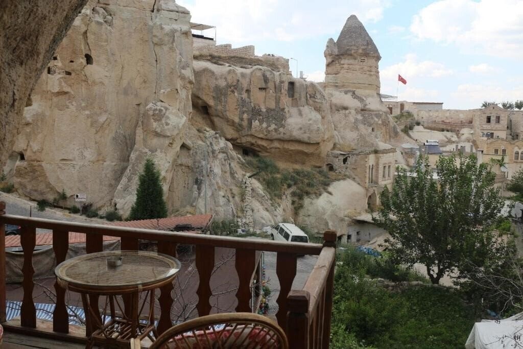Imaginea Antique Terrace Hotel (ex. Antique Terrace Suites, Star Cave Hotel) 3*