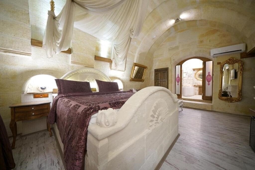 Hotel Arte Cave Hotel 4*
