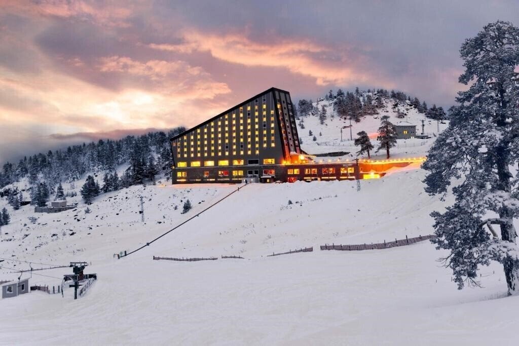 Отель Kaya Palazzo Ski Mountain Resort 5*