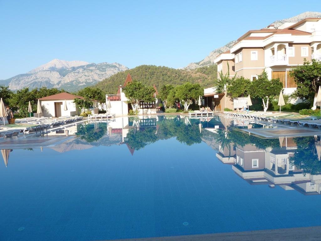 Отель Garden Resort 5*