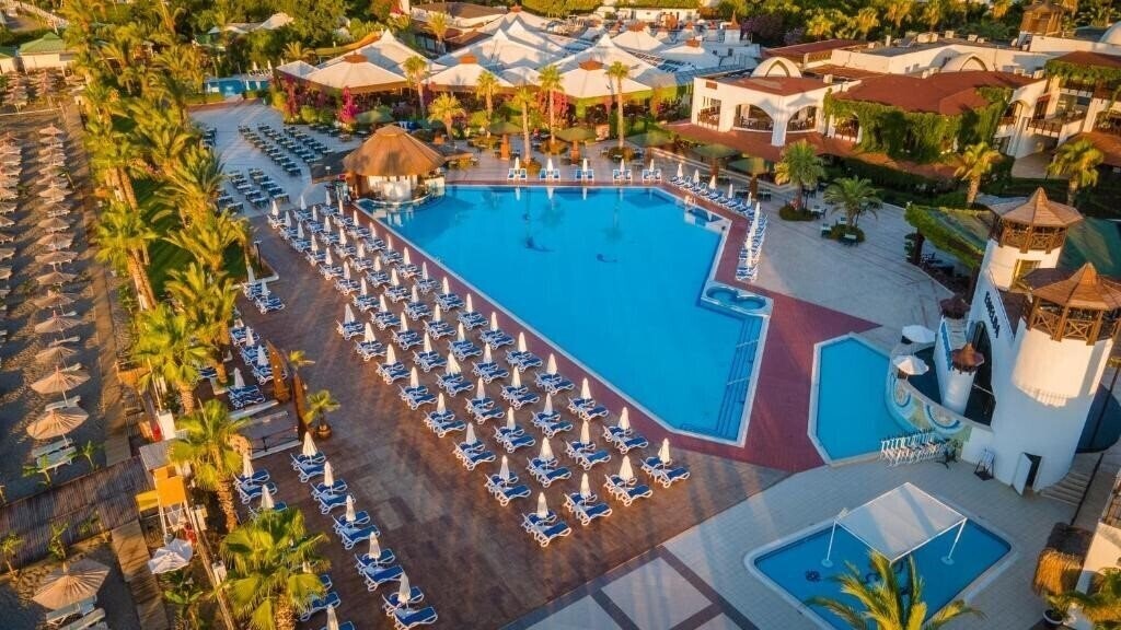Imaginea Emelda Sun Club (ex. Simena Sun Club) HV-1