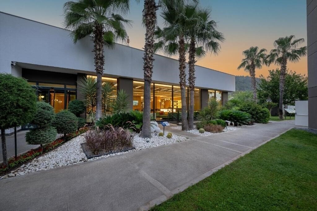 Imaginea Sailor's Beach Club 5*