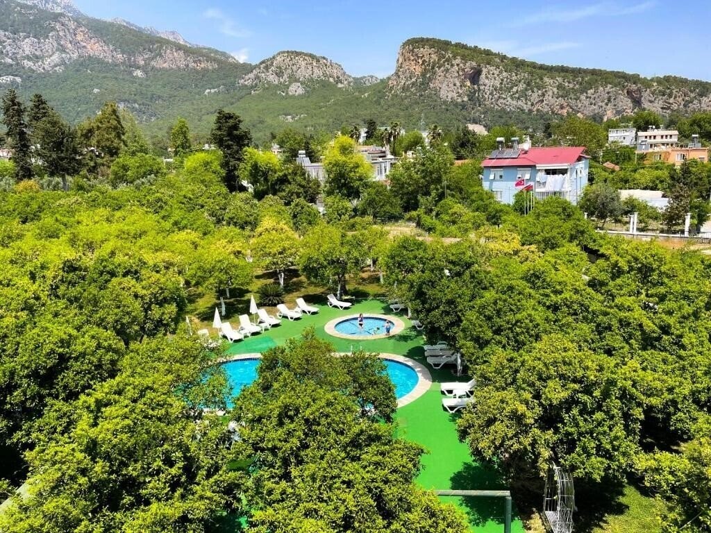 Hotel Castle Park Hotel 3*