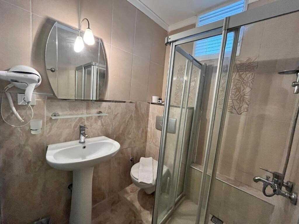 Фотография Romeo Beach Hotel 3*
