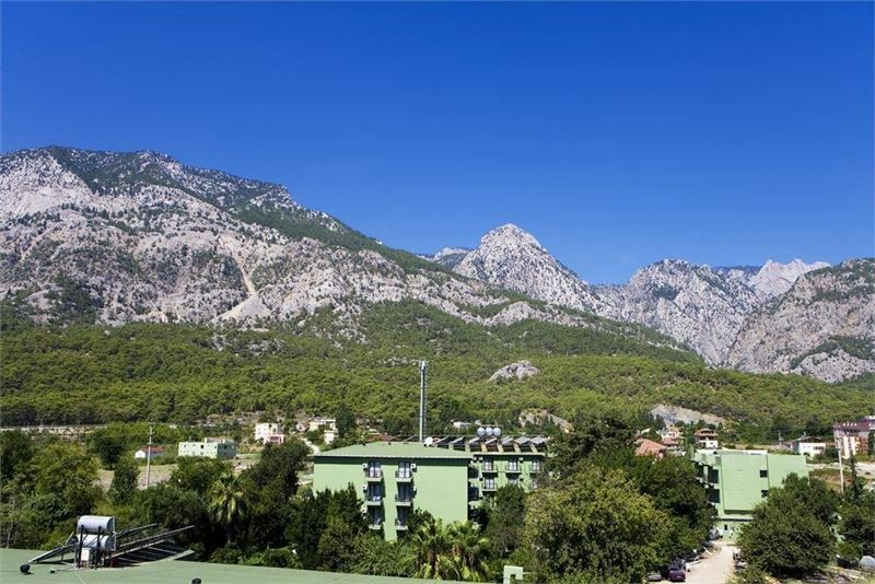 Hotel Larissa Hotel 4*