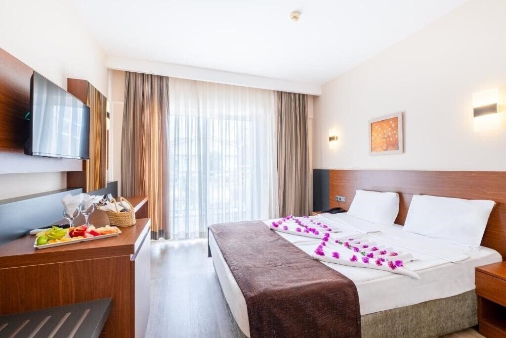 Imaginea Viking Express Hotel (ex. Viking Suite Hotel) 4*