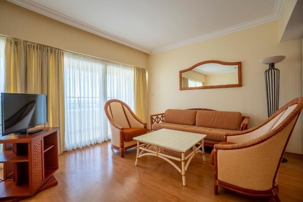 Imaginea Presa Di Finica (ex. Tui Fun & Sun Club Di Finica) 5*