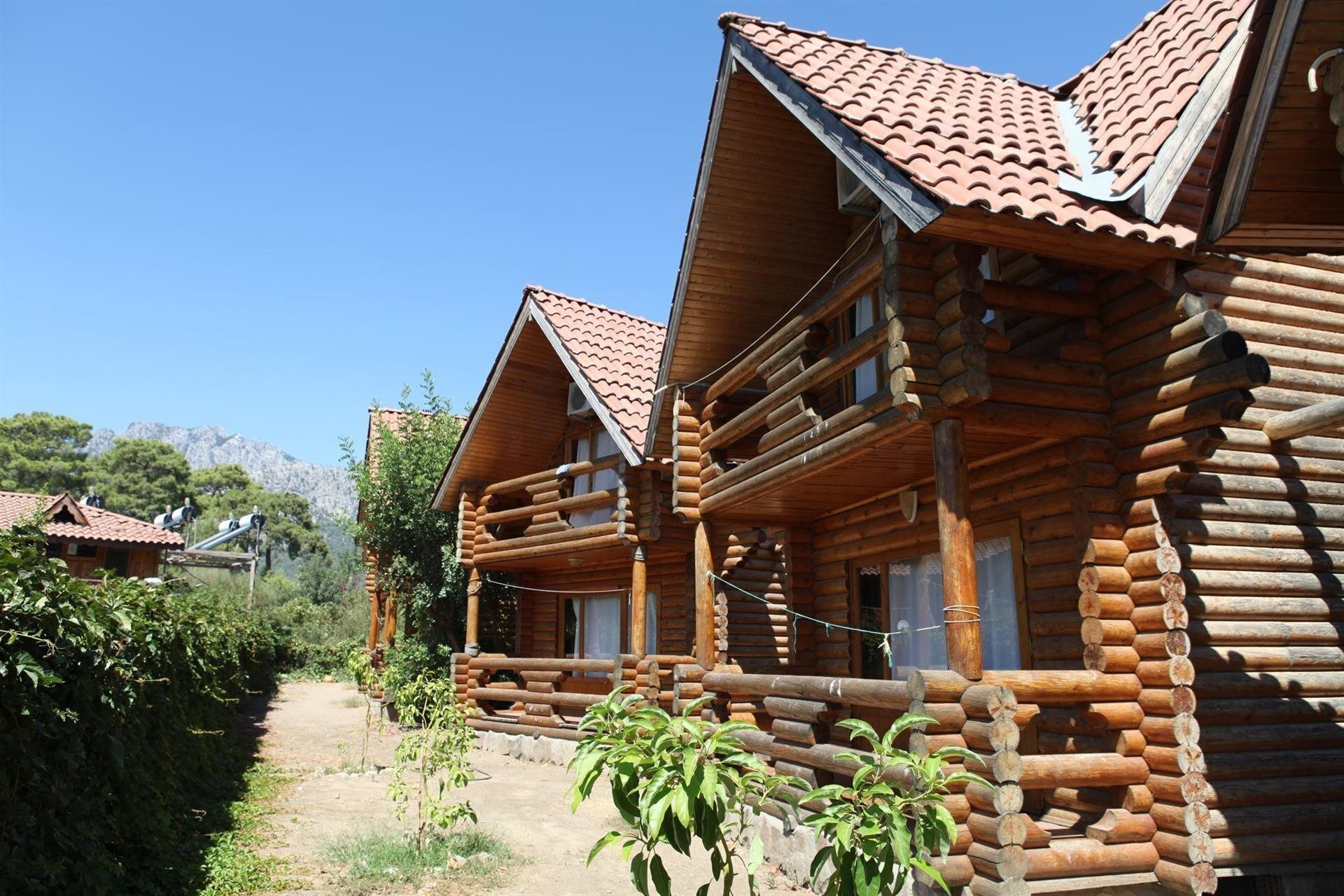 Imaginea Woodline Hotel 3*