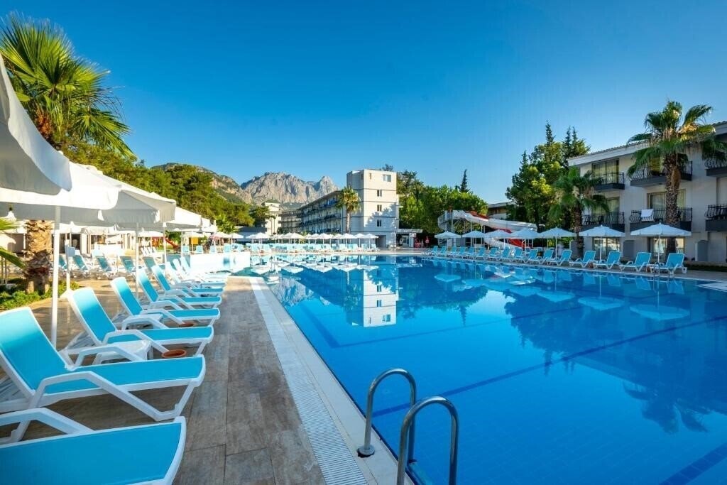 Fotografii Armas Garden Hotel 4*