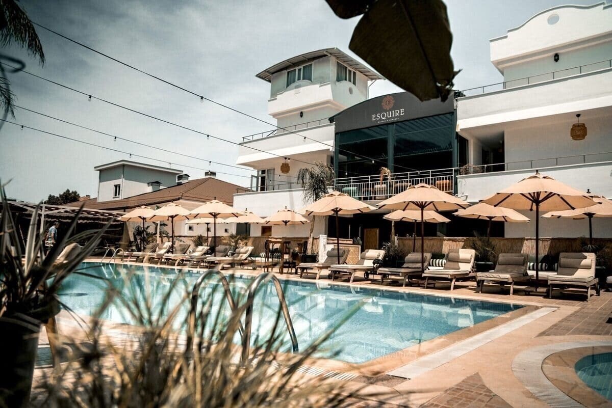 Hotel Esquire Hotels & Lounges 3*