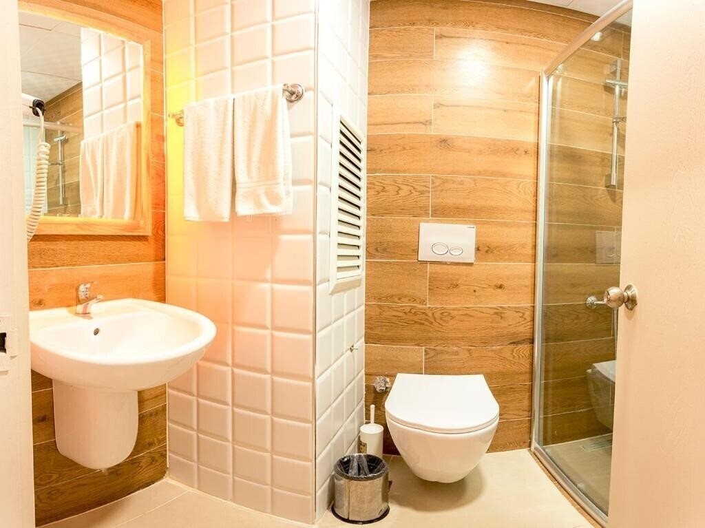 Imaginea Rich Melissa Hotel & SPA (ex. Melissa Residence) 3*