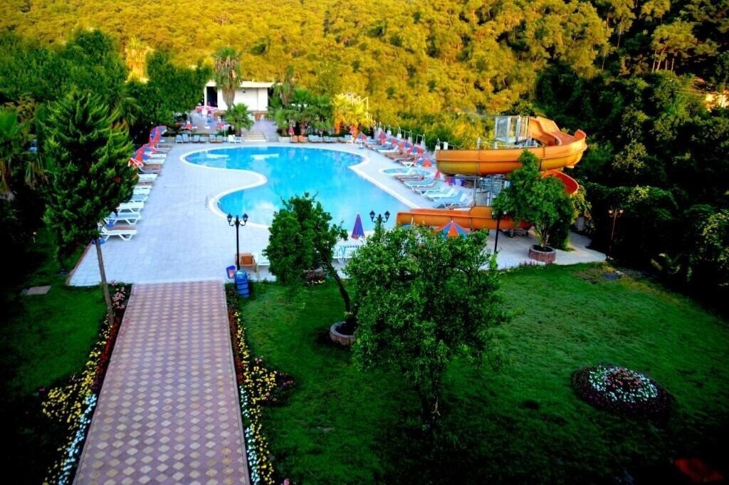 Отель Magic Sun Hotel 4*