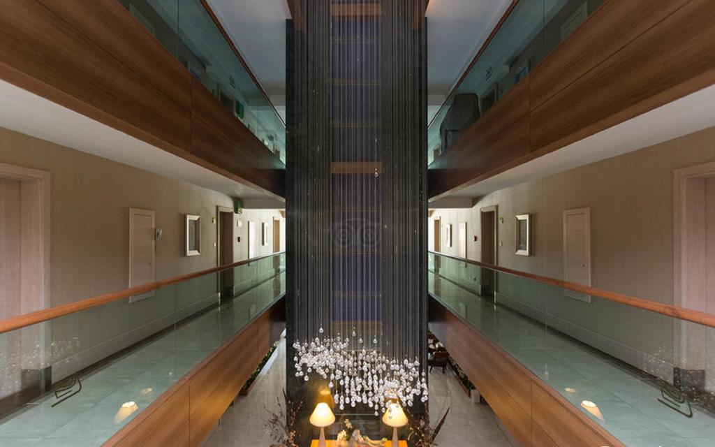 Imaginea Iron Ambassador Hotel (ex. Ambassador Hotels) 4*