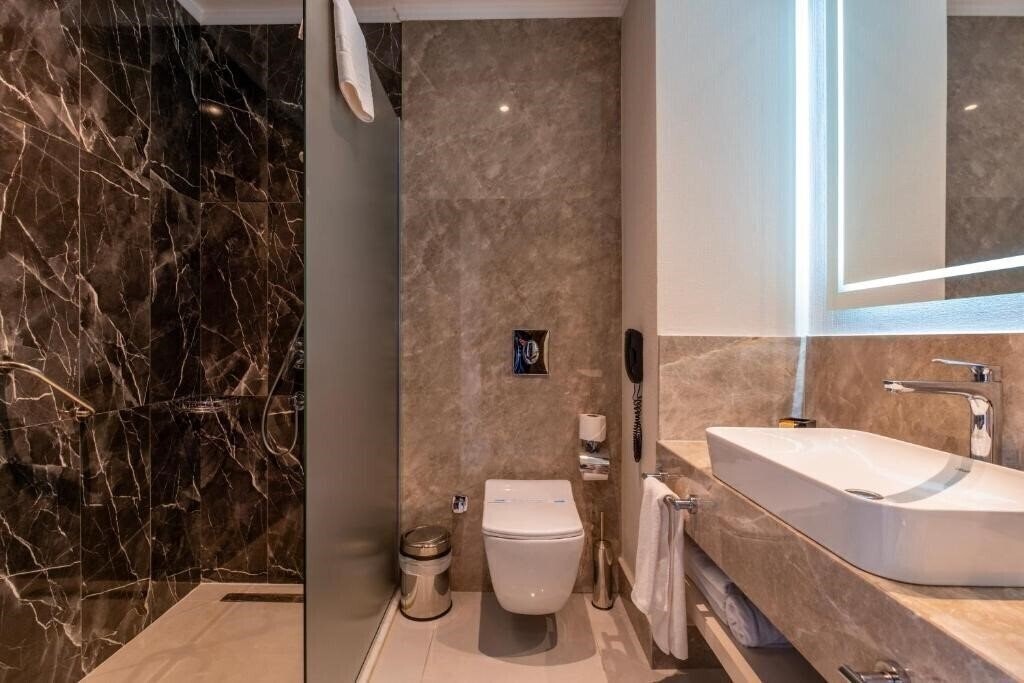 Fotografii Serenity Queen Hotel 5*