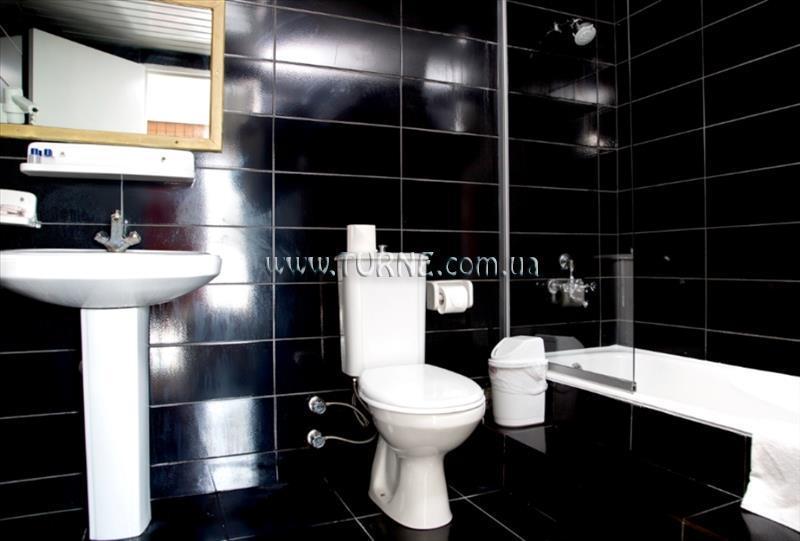 Imaginea Bella Pino Hotel (ex. Bella Pino Beach Hotel, Art Hotel Guzelcamli, Art Hotel) 3*