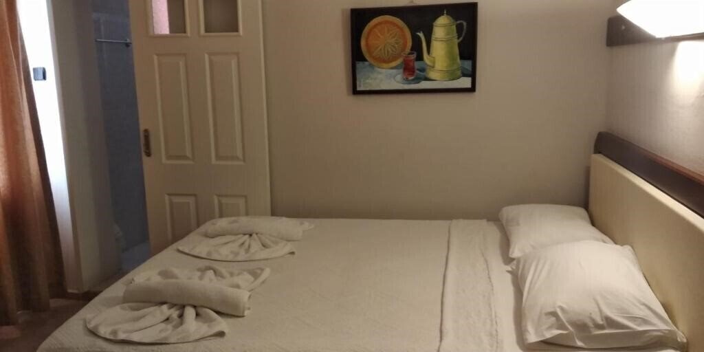 Картинка Ladies Beach Hotel 3*