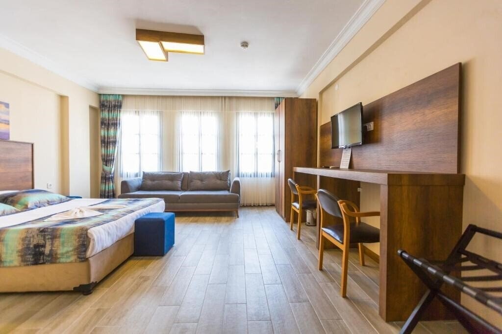 Imaginea Old Town Boutique Hotel 3*
