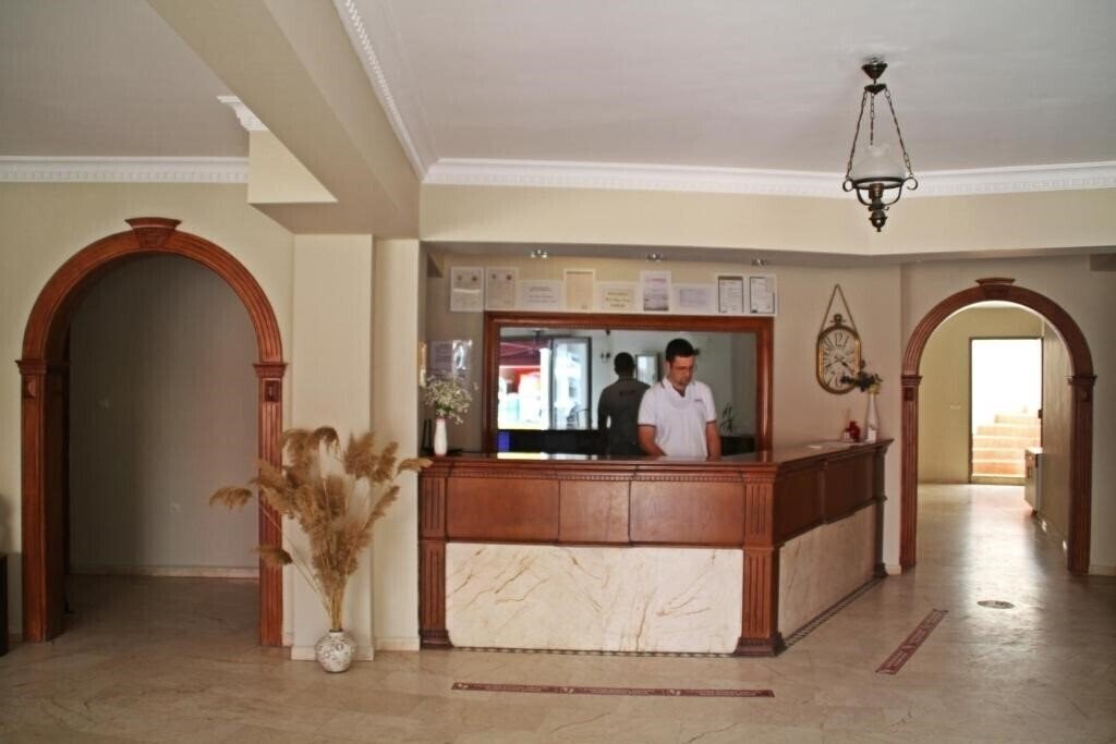 Fotografii Rosy Suites + 2*