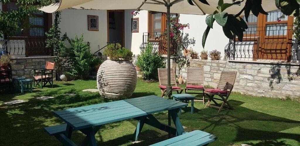 Imaginea Sezgin Boutique Hotel (ex. Pension, Guesthouse) 3*