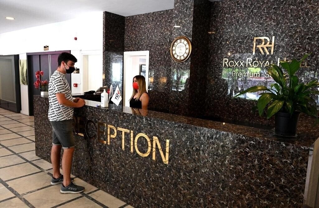 Imaginea Hotel Roxx Royal (ex. Santur Hotel) 3*