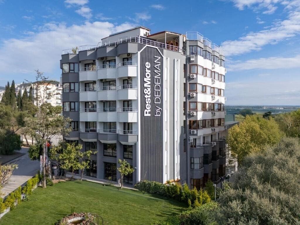 Hotel Rest & More by Dedeman (ex. Queen Marin Hotel, Grand Hotel Kurdoglu) 4*