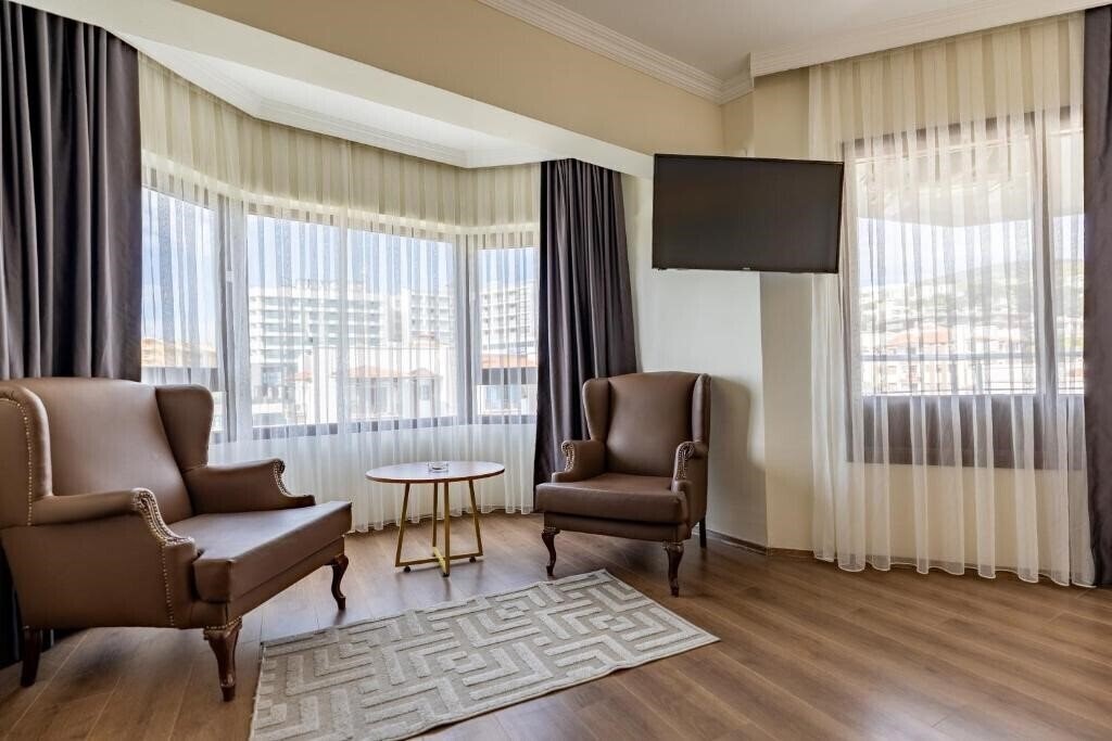 Imaginea Rest & More by Dedeman (ex. Queen Marin Hotel, Grand Hotel Kurdoglu) 4*