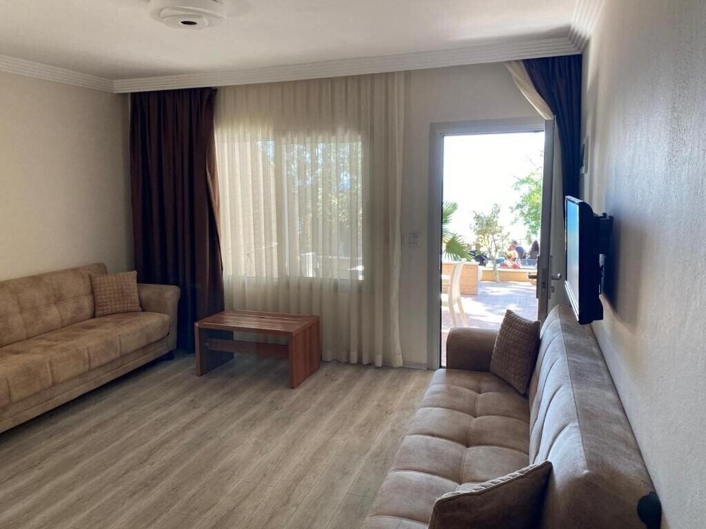 Fotografii Melis Hotel 3*