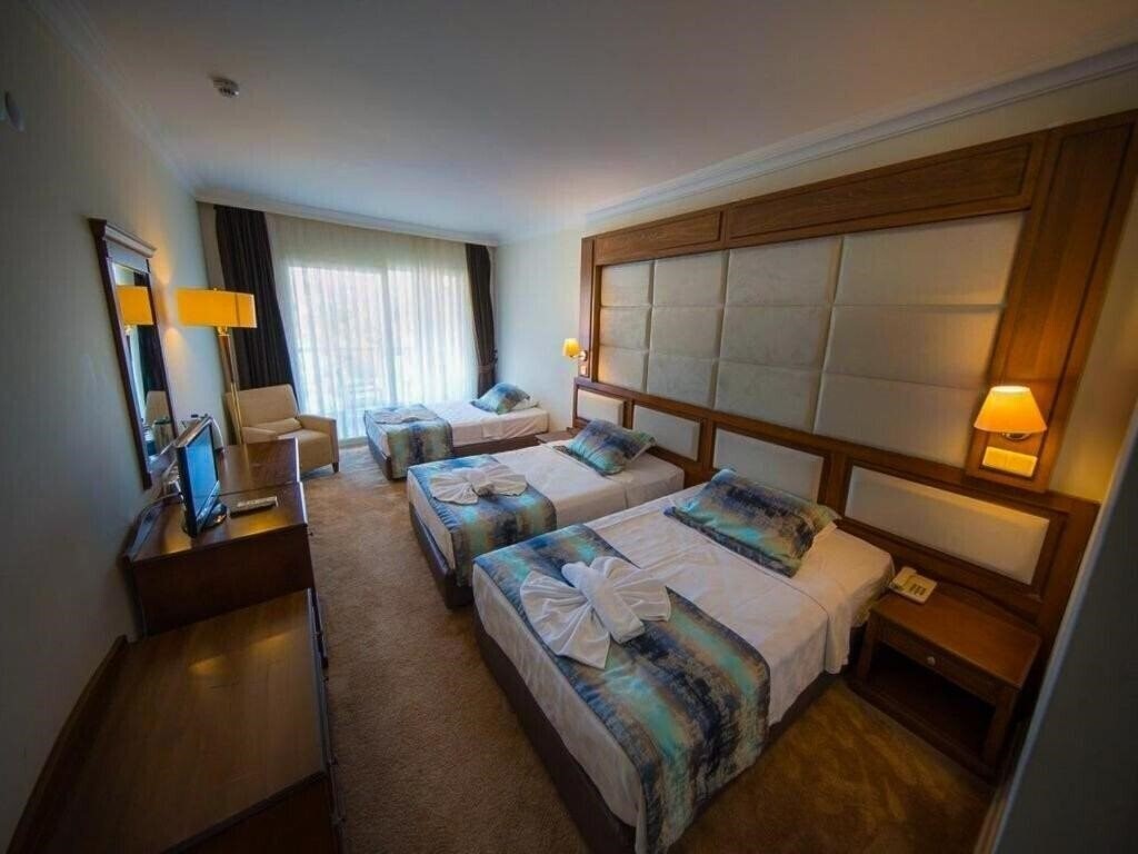 Fotografii Scala Nuova Beach Hotel 4*