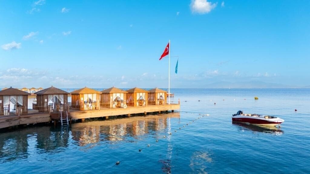 Imaginea Infinity by Yelken Kusadasi (ex. Imbat Hotel) 5*