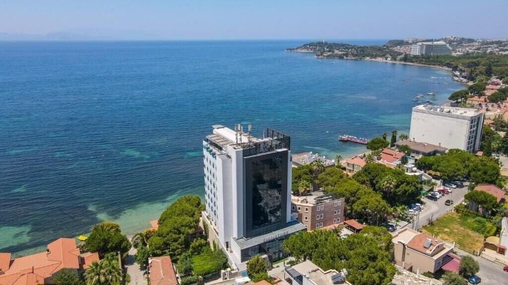Отель Signature Blue Resort Kusadasi (ex. Grand Ozcelik) 4*