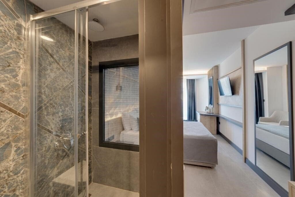 Фотография Signature Blue Resort Kusadasi (ex. Grand Ozcelik) 4*