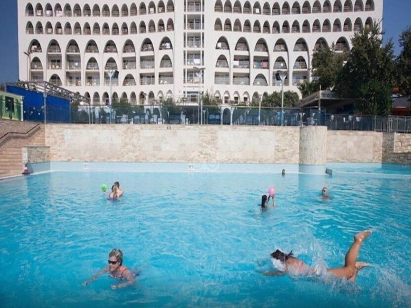 Фотография Goldenday Wings Hotel Kusadasi (ex. Hotel Golden Day, Golden Day Hotel, Golden Day Wings) 3*